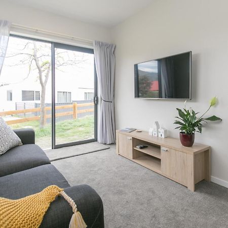 Mount Iron Apartment Wanaka Esterno foto